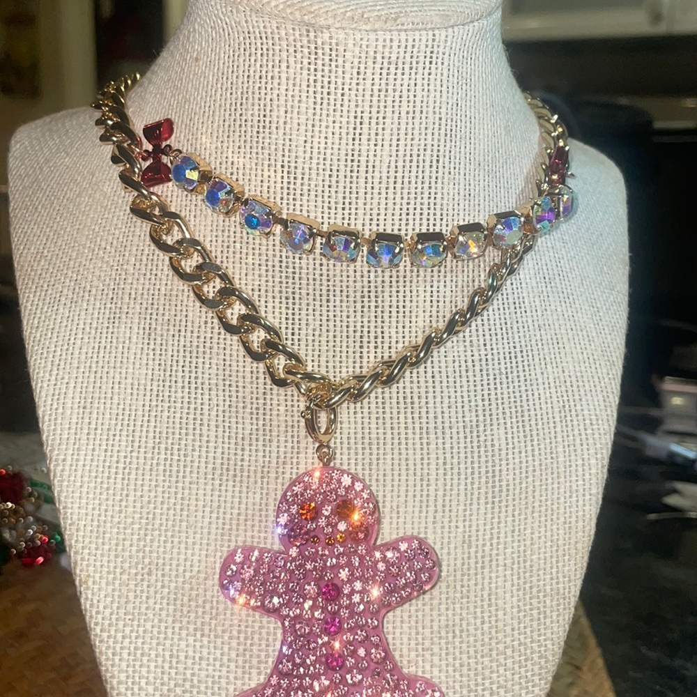 Betsey Johnson Holiday Gingerbread Gold Necklace Ornament Pink.